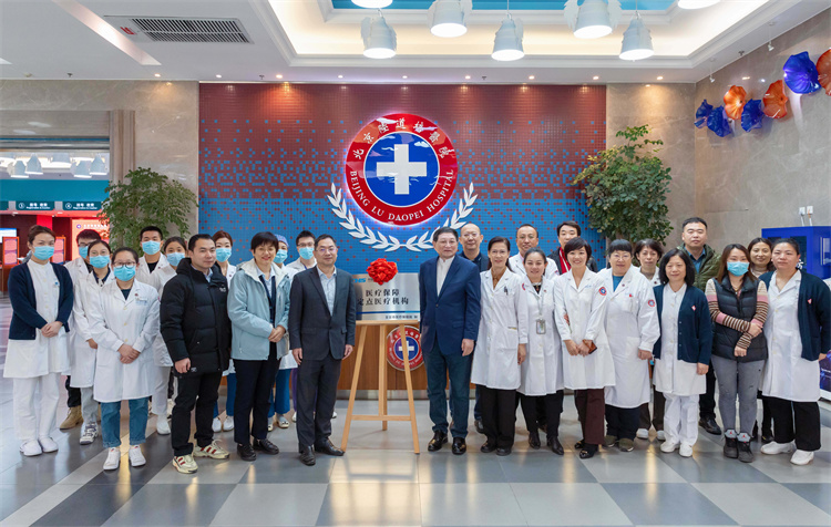 65767870774e3.jpg 65767870774e3.jpg